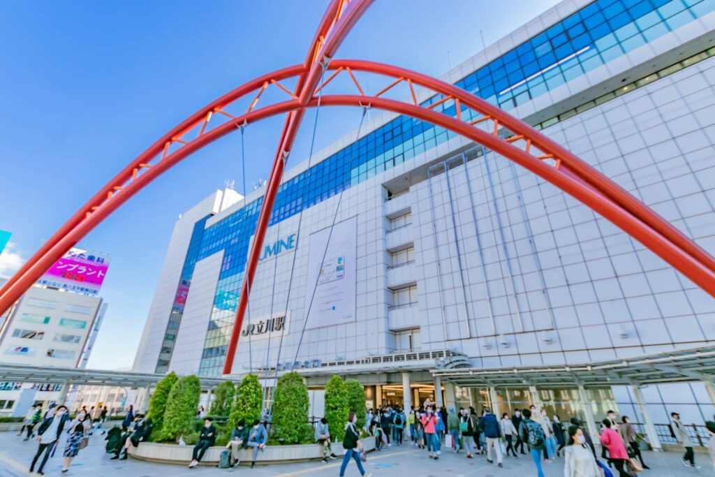 駅の近くに便利なお買い物が盛りだくさん！子ども連れでも訪れやすい国立市のショッピング事情を解説！